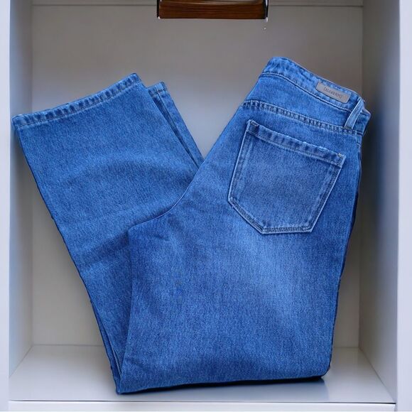 Blank NYC at Nordstrom The Baxter Ribcage Wide Leg Cropped Distressed Mom Jeans - Picture 4 of 8